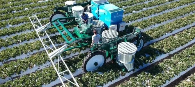 Roboti namesto pesticidov